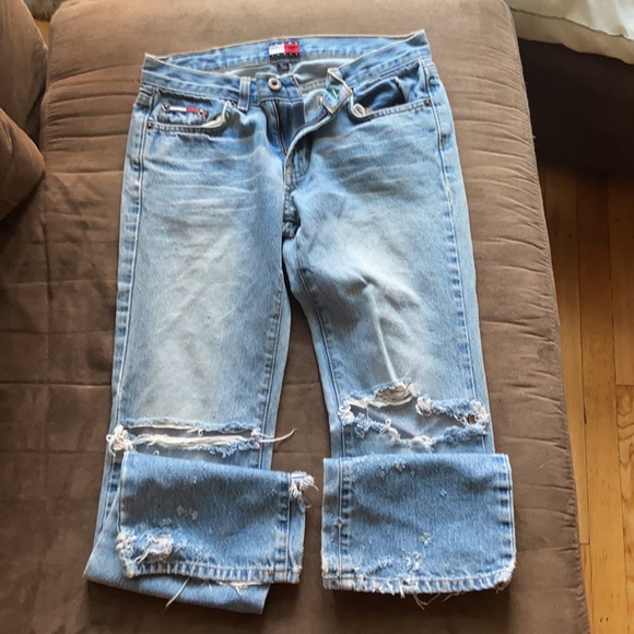 Retro 90's Tommy Hilfiger Distressed Jeans - Picture 3 of 5